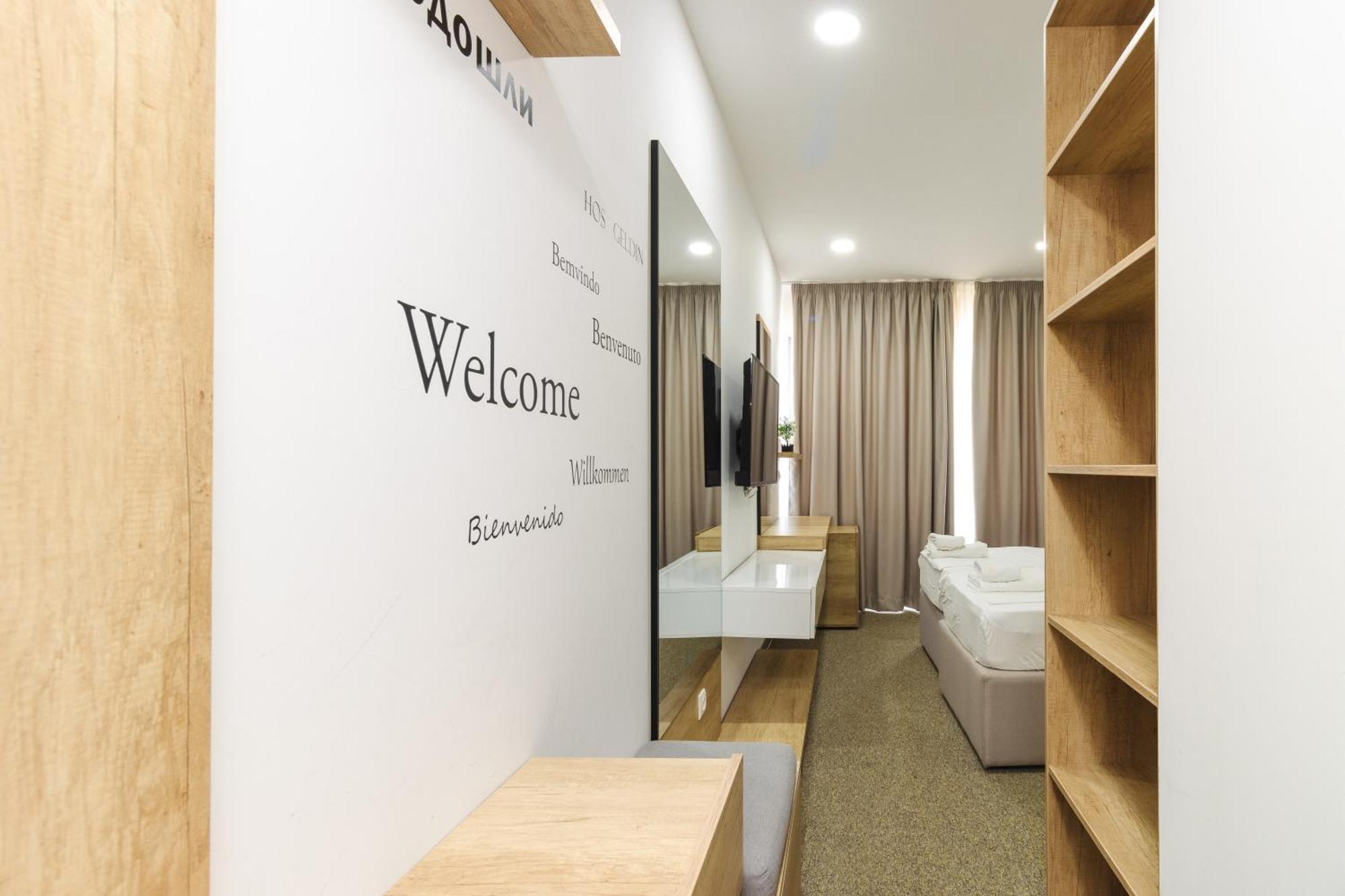 Lux Hotel M 多布拉沃达 外观 照片