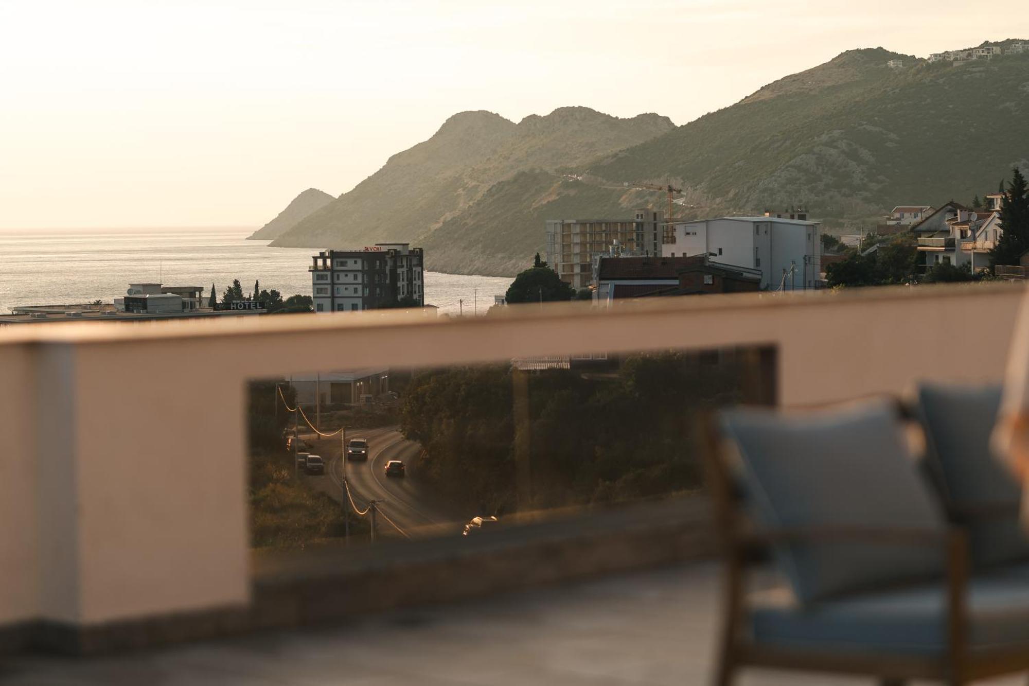 Lux Hotel M 多布拉沃达 外观 照片