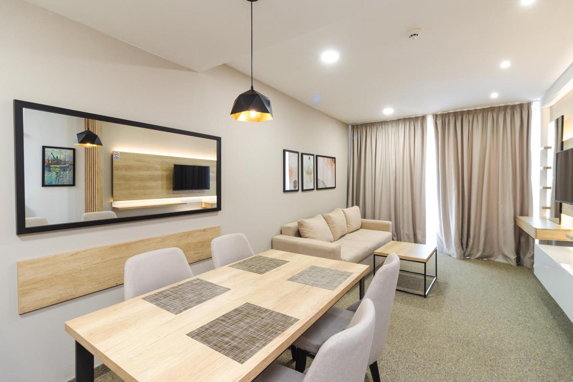 Lux Hotel M 多布拉沃达 外观 照片